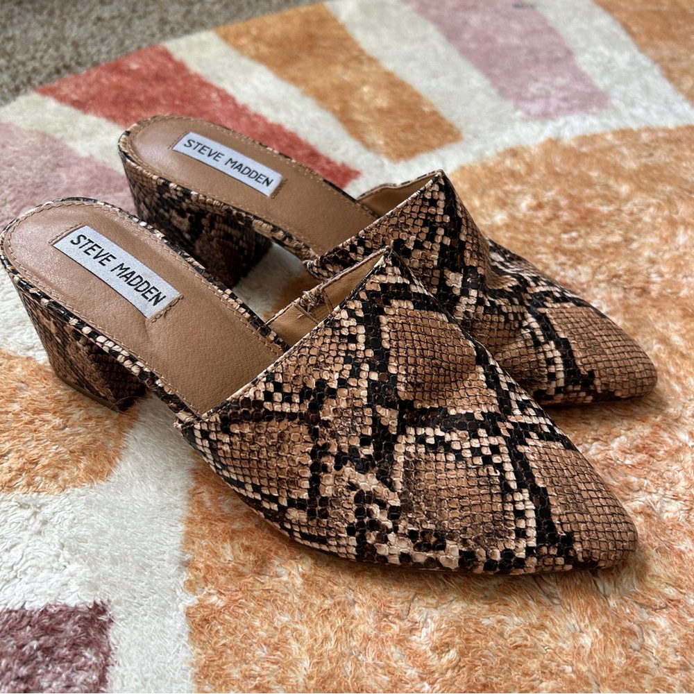 Steve Madden Bishop Women's Snakeskin Mules